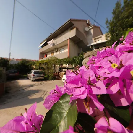 Ela Apartman