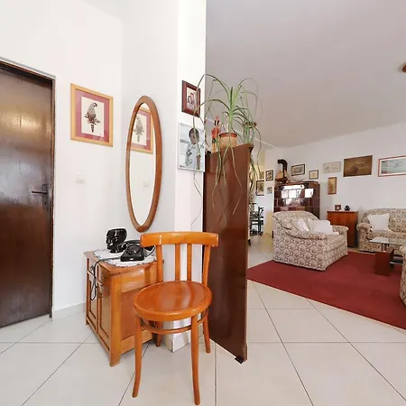 Ela Apartman *