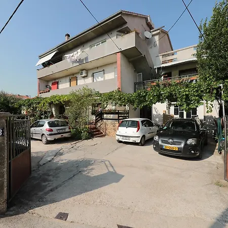 Ela Apartman