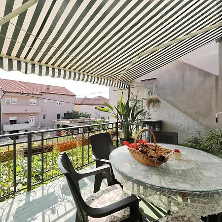 Ela Apartman *